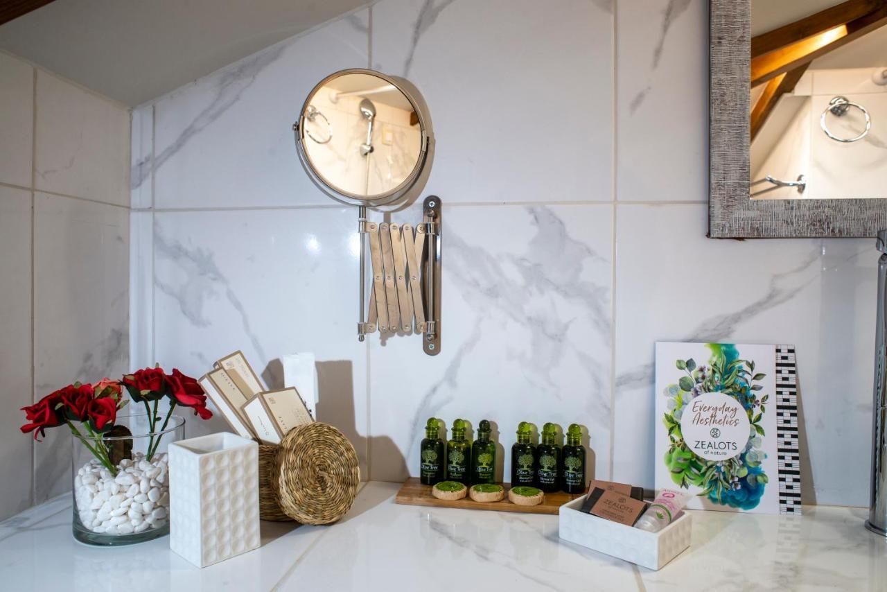 Hotel Rodovoli Kónica Kültér fotó